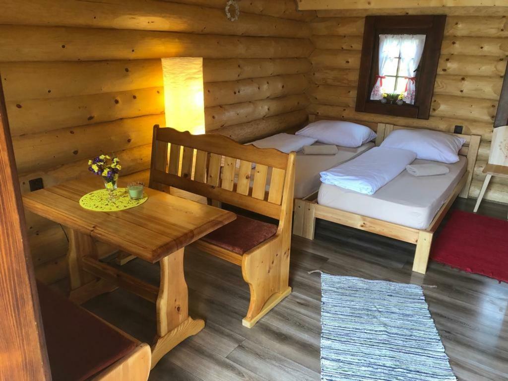 Camp Pacho Otel Prievidza Dış mekan fotoğraf